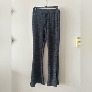 Women’s SO high rise ribbed flare grey pants S